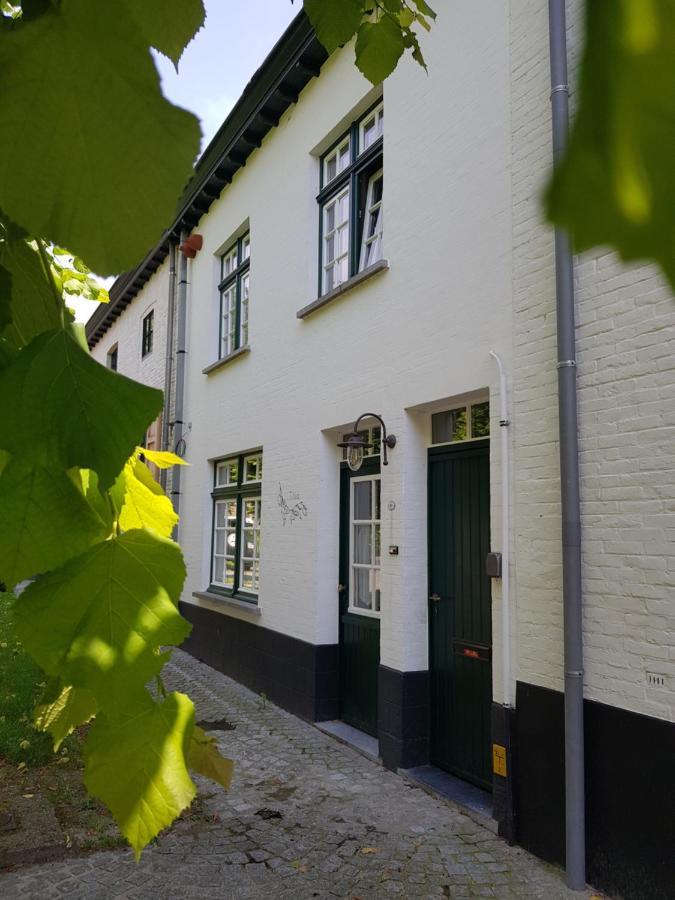 Tilia Vila Damme Exterior foto